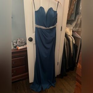 Jovani gown, size 8, new with tags, peacock color
